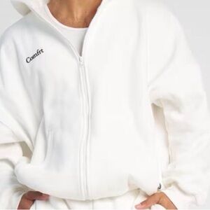 Comfit Women's White Zip-Up Sweater